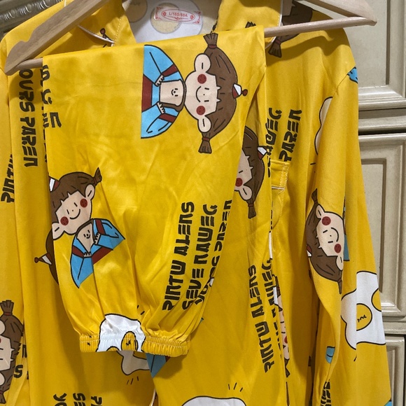 Pajama set - Picture 3 of 3